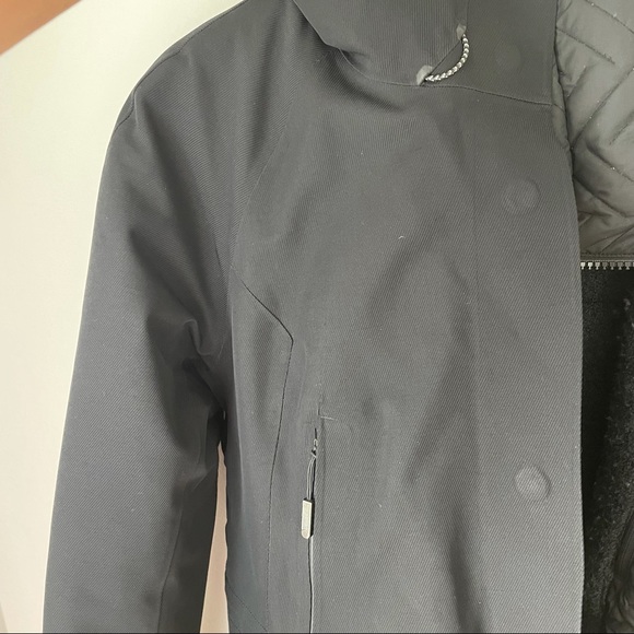 THE NORTH FACE LINED RAIN / SLEET JACKET - Picture 3 of 15